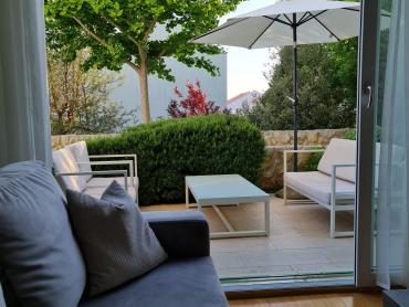 RIJETKOST!!! Punta Skala apartman u resortu 2 red do mora! 