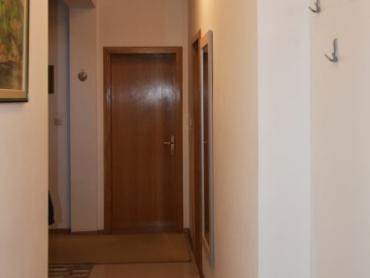 SESVETE, centar, 5-sobni 140,46 m2,balkon,garaža+PM