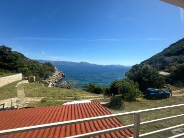 Trpanj - Vila uz plažu