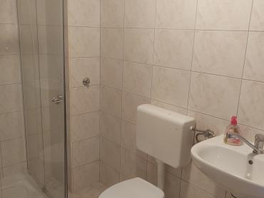IMANJE U LICI S PUNO ZEMLJIŠTA PRILIKA