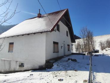 Kuća + Kamp Lokve