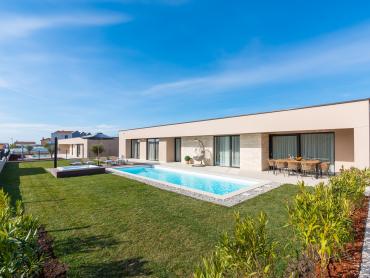 Prekrasna dizajnerska vila u Kašteliru