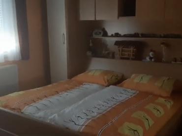 HODOŠAN - USELJIVA KUĆA I IMANJE PRILIKA !! CENTAR !!!
