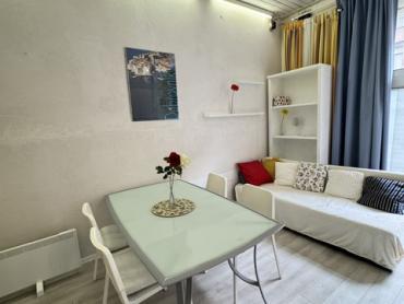 UHODAN APARTMAN 36m2 + 11.06m2 - PRILIKA 