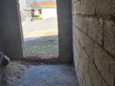 Građevinsko zemljište sa započetom gradnjom