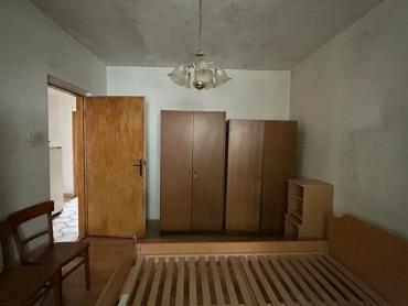 Kuća za renovaciju s terasom s koje nećete željeti otići!