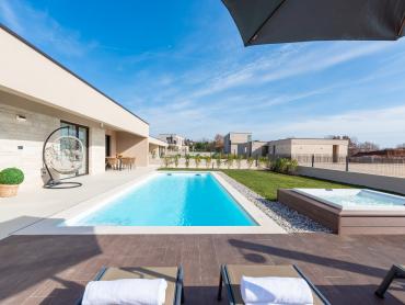 Prekrasna dizajnerska vila u Kašteliru