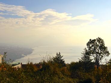 GRAĐEVINSKO ZEMLJIŠTE S PANORAMSKIM POGLEDOM