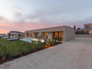 Prekrasna dizajnerska vila u Kašteliru