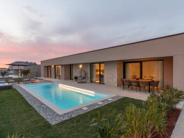 Prekrasna dizajnerska vila u Kašteliru