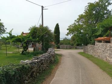 PRILIKA građevinsko zemljište 1050m² - Gorica
