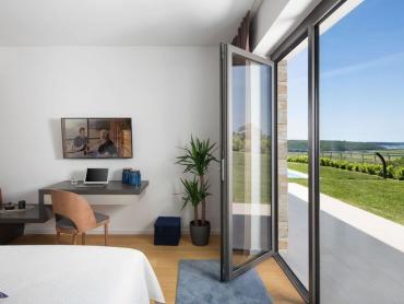 Novigrad, impresivna vila s izuzetnim pogledom na more