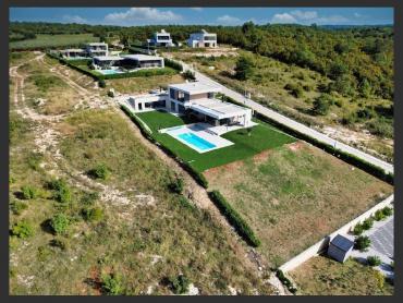 Novigrad, impresivna vila s izuzetnim pogledom na more