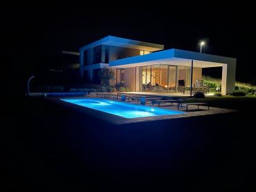 Novigrad, impresivna vila s izuzetnim pogledom na more