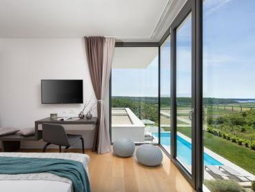 Novigrad, impresivna vila s izuzetnim pogledom na more