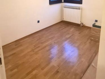 Sveti Duh, prekrasan trosoban sa velikom terasom i garažom