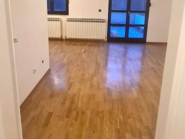 Sveti Duh, prekrasan trosoban sa velikom terasom i garažom
