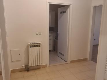 Sveti Duh, prekrasan trosoban sa velikom terasom i garažom