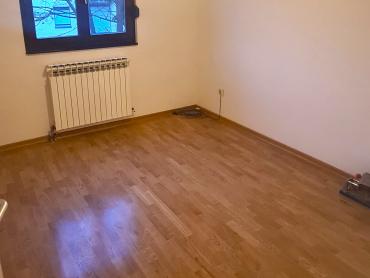 Sveti Duh, prekrasan trosoban sa velikom terasom i garažom