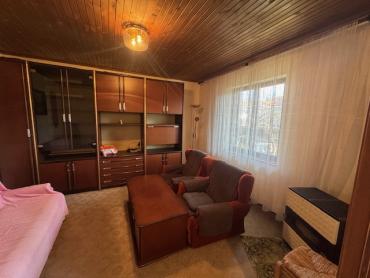 Kuća u Studeni sa 300m2 okućnice