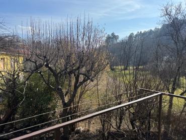 Kuća u Studeni sa 300m2 okućnice