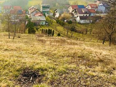 Lijepa građevna parcela u slikovitom okruženju, 1151 m2