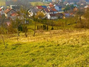 Lijepa građevna parcela u slikovitom okruženju, 1151 m2