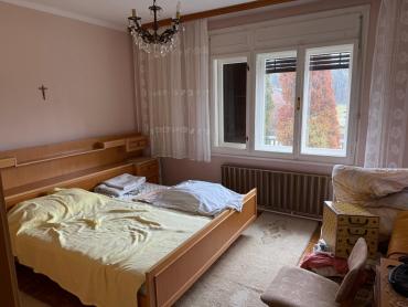OBITELJSKA KUĆA U BIŠKUPCU