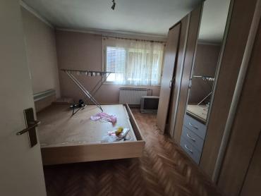 KUĆA IZMEĐU KRAPINSKIH I TUHELJSKIH TOPLICA 