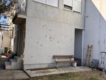 PRODAJE SE DVOJNA KUĆA U SABUNIKAMA SA 3 APARTMANA