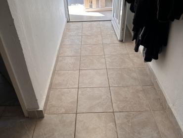 PRODAJE SE DVOJNA KUĆA U SABUNIKAMA SA 3 APARTMANA