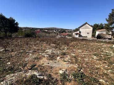 PRODAJE SE GRAĐEVINSKO ZEMLJIŠTE VIR