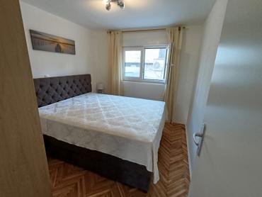 PAKOŠTANE - PRILIKA!! DVOJNA KUĆA S TRI STANA I VELIKIM VRTOM