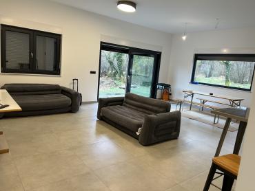 ISTRA,KRŠAN -Moderna prizemnica okružena prirodom! PRILIKA