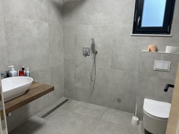 ISTRA,KRŠAN -Moderna prizemnica okružena prirodom! PRILIKA