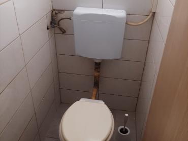 KUĆA S 4 ODVOJENA STANA - TOP PRILIKA   