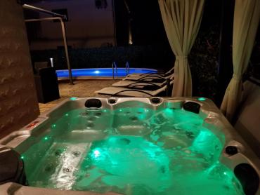 Villa Summer dream with heated pool, sauna and jacuzzi