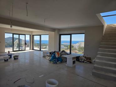 PRIMOŠTEN- VILLA S BAZENOM I PREDIVNIM POGLEDOM