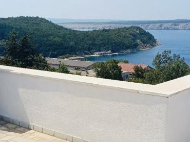 Impresivan penthouse s panoramskim pogledom na more!
