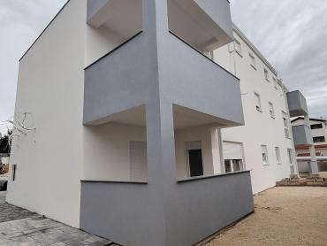 OBITELJSKI APARTMAN NA VIRU - NOVOGRADNJA 