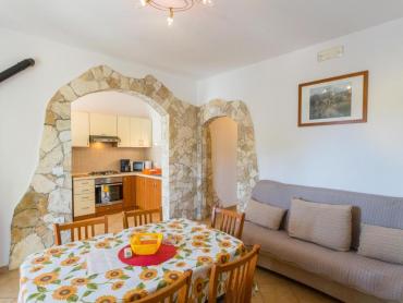 Stan za najam, 81 m², Labin