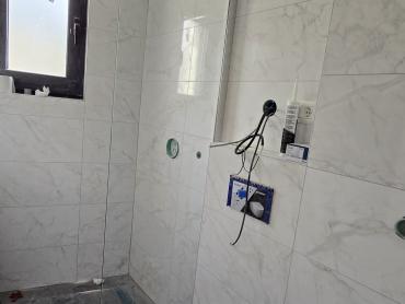 Predivna novogradnja s pogledom na more – spremna za useljenje!