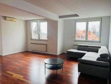 MIKULIĆI,PREDIVAN TROSOBAN  STAN,120m2,PRODAJA!
