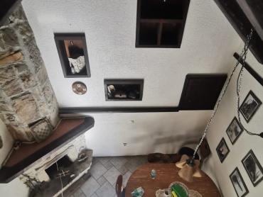 Duće, kamena kućica