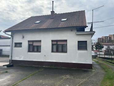 Casa Centar, Velika Gorica, 180m2