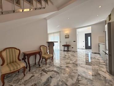 Affitto a lungo termine - villa con piscina a Rovigno