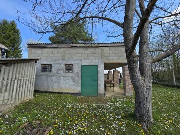 Nezavršena kuća za odmor