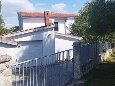 Mediteranski raj  – Samo 90 metara od mora!