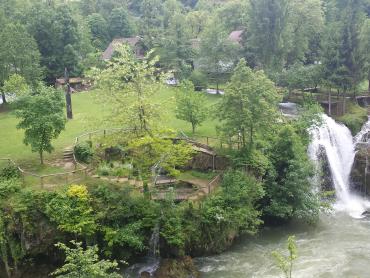 Građevisnko zemljište blizu Plitvičkih jezera
