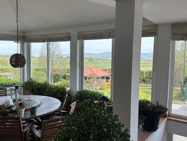Vila 582 m2, bazen, teniski teren, parcela 5500 m²